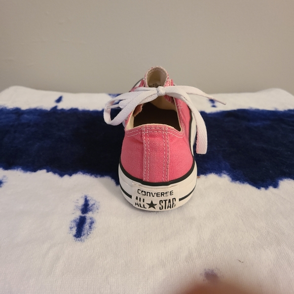 Converse Pink Chuck Taylor's - Picture 11 of 12